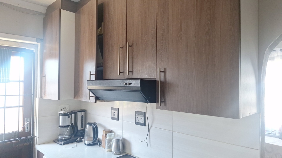 3 Bedroom Property for Sale in Lentegeur Western Cape